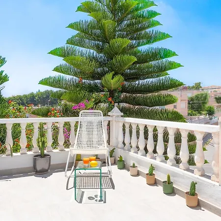 Great Apartment: Sea Views, Terrace And Pool *
